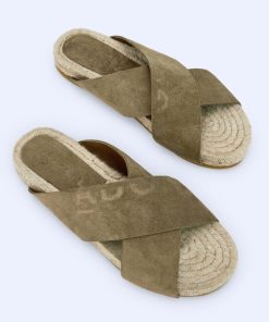 Sovereignstitch.shop1baf8f379e 2